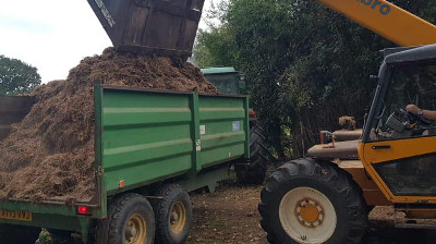 Manure removal in Sussex